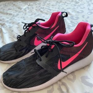 Nike Roshe Youth
